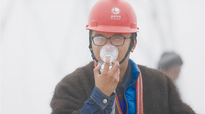 雪山的來客