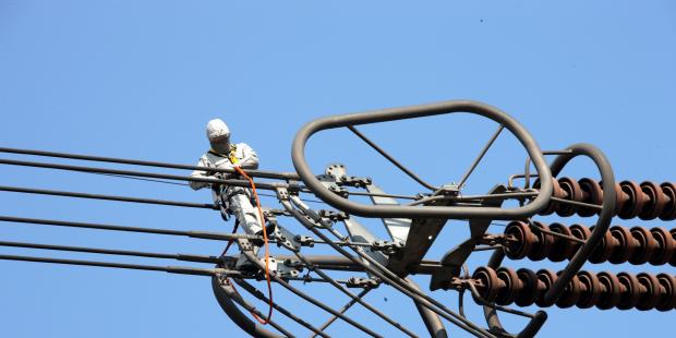 建設特高壓直流輸電線路需研究哪些關鍵技術？