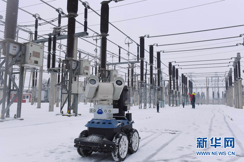 電網智能機器人 雪冰巡檢全天候