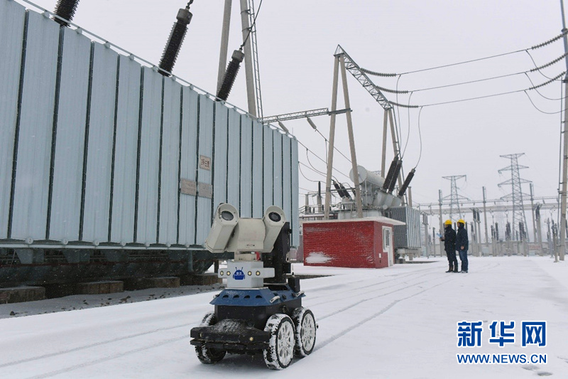 電網智能機器人 雪冰巡檢全天候