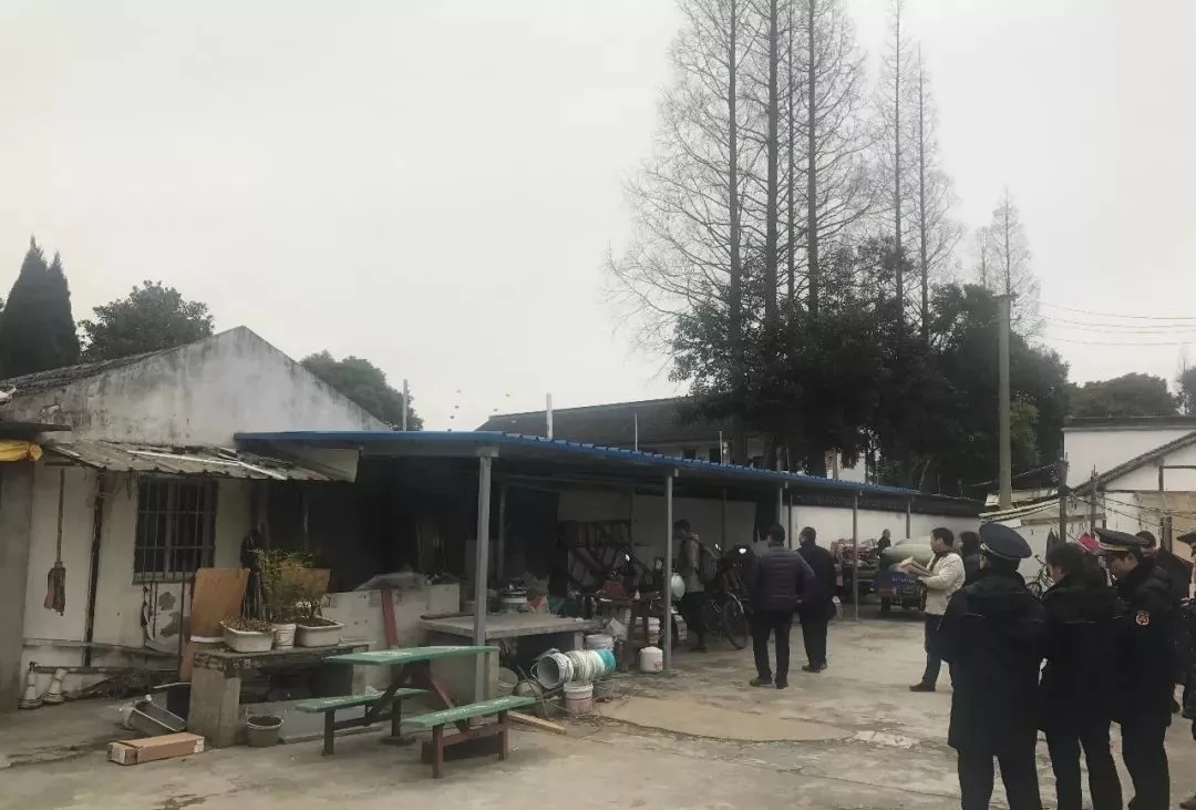 【安全信息】朱家角鎮召開古鎮景區老舊變電箱改造工程協商會議