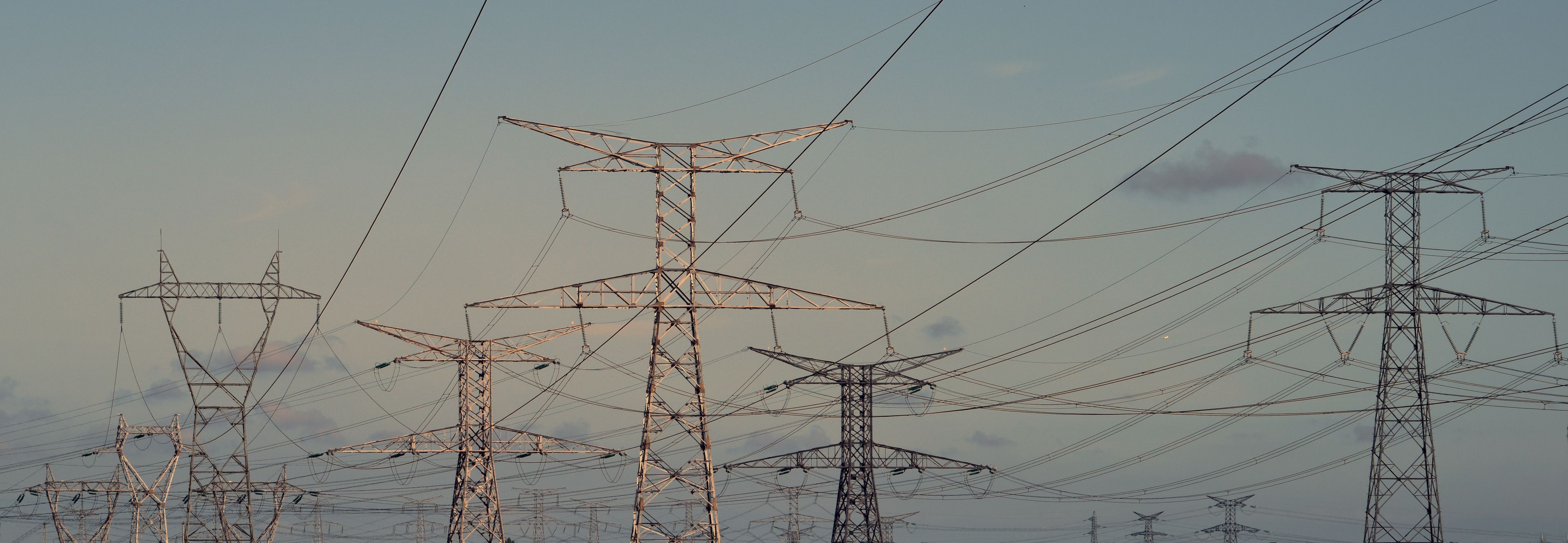 能源要聞丨世界在建最大水電站白鶴灘水電站地下廠房全線封頂